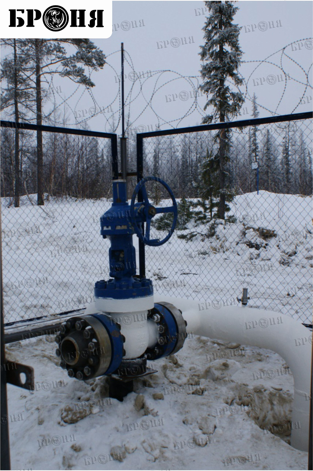 Ноябрьск, изоляция узлов нефтепровода ОАО "Газпромнефть-ННГ"