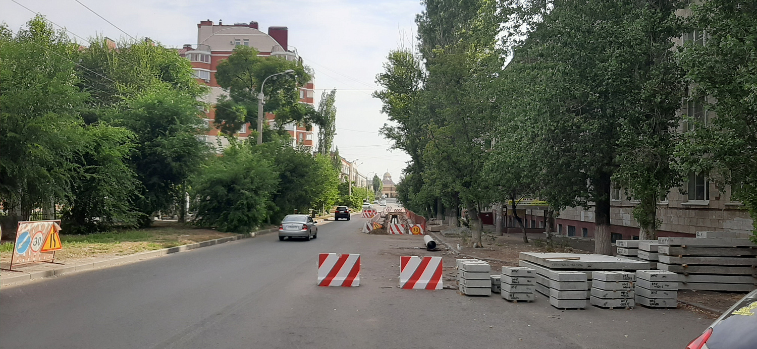 Продолжаются масштабные работы по Тепло гидроизоляции крупных подземных теплотрасс в двух районах Концессиями Теплоснабжения Водоснобжения Волгограда 