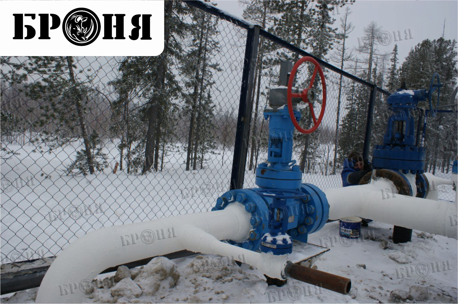 Ноябрьск, изоляция узлов нефтепровода ОАО "Газпромнефть-ННГ"