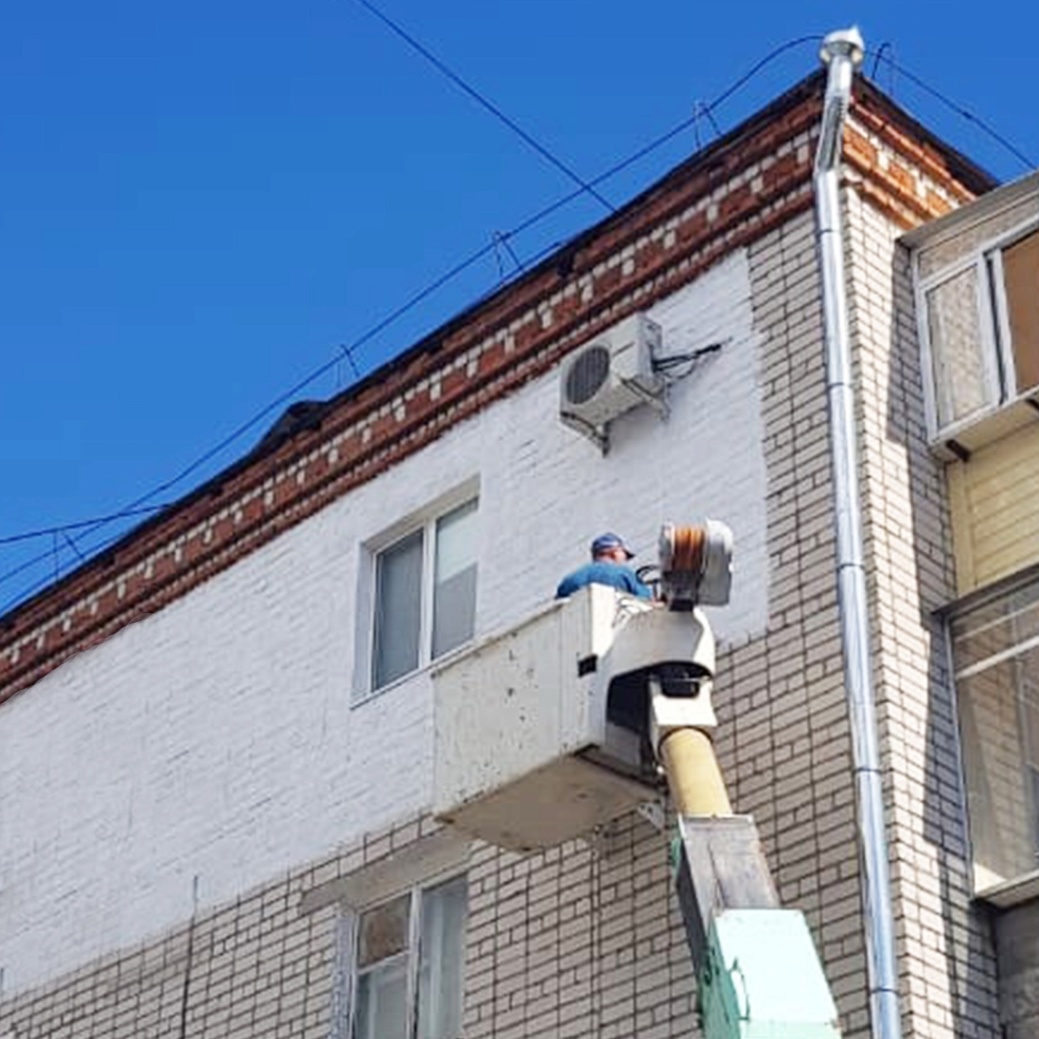 Применение Броня Фасад для утепления квартиры в многоэтажном дома, в г. Благовещенск (фото и видео)