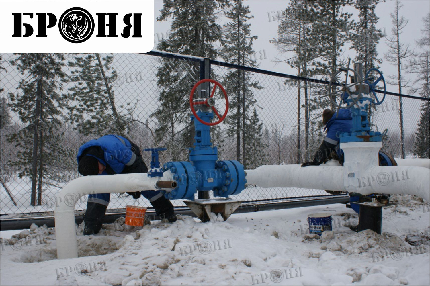 Ноябрьск, изоляция узлов нефтепровода ОАО "Газпромнефть-ННГ"