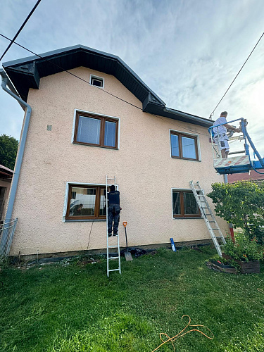 The use of Bronya Facade NF in the insulation of a private cottage in the suburbs of Bratislava, Slovakia (photos and videos)