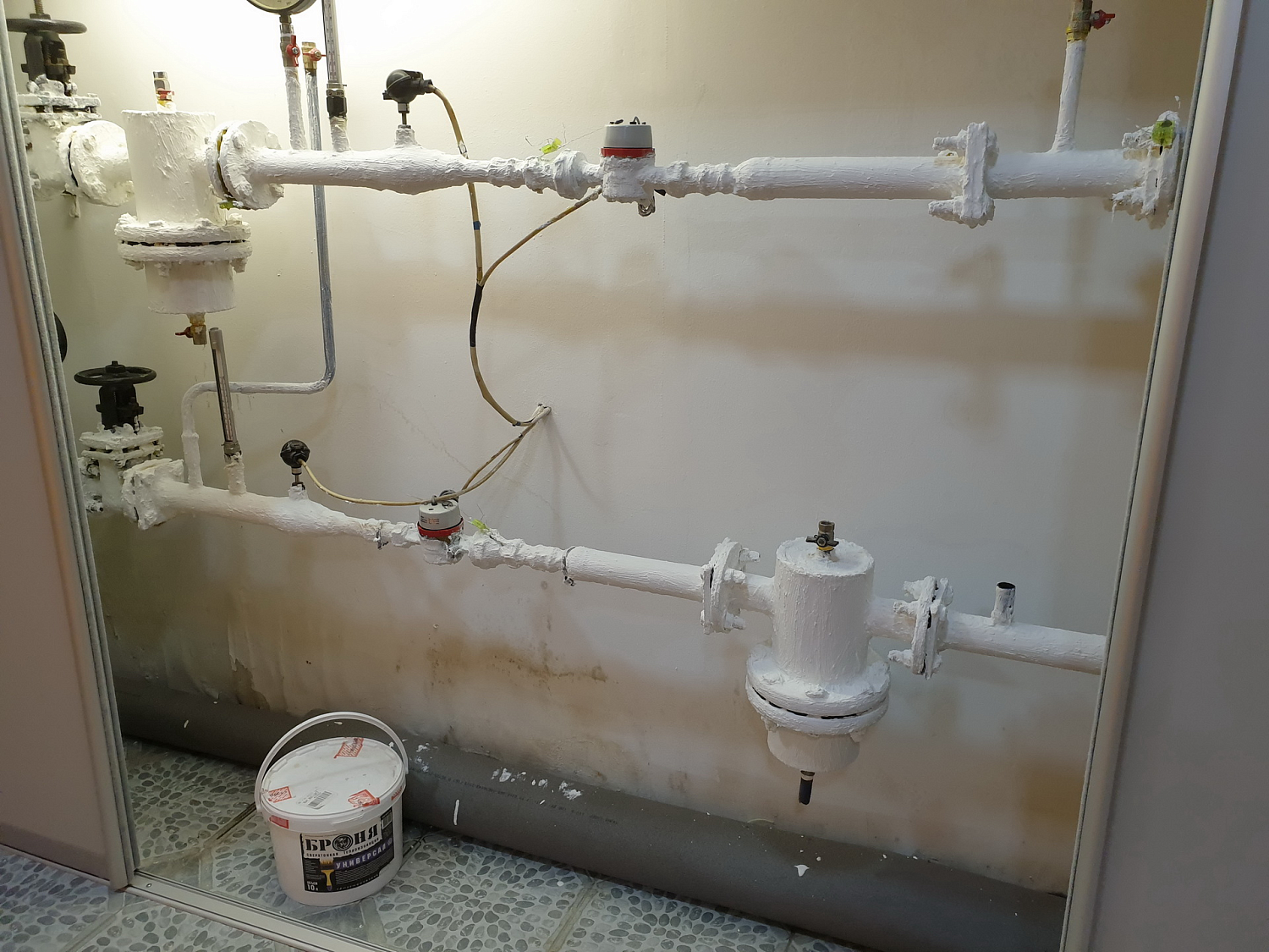 4 types of Bronya in a major overhaul on the facade and heating unit of the building of the Central Control Center in Blagoveshchensk (photo+video)