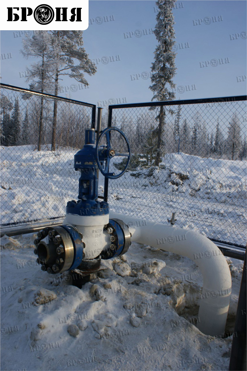 Ноябрьск, изоляция узлов нефтепровода ОАО "Газпромнефть-ННГ"